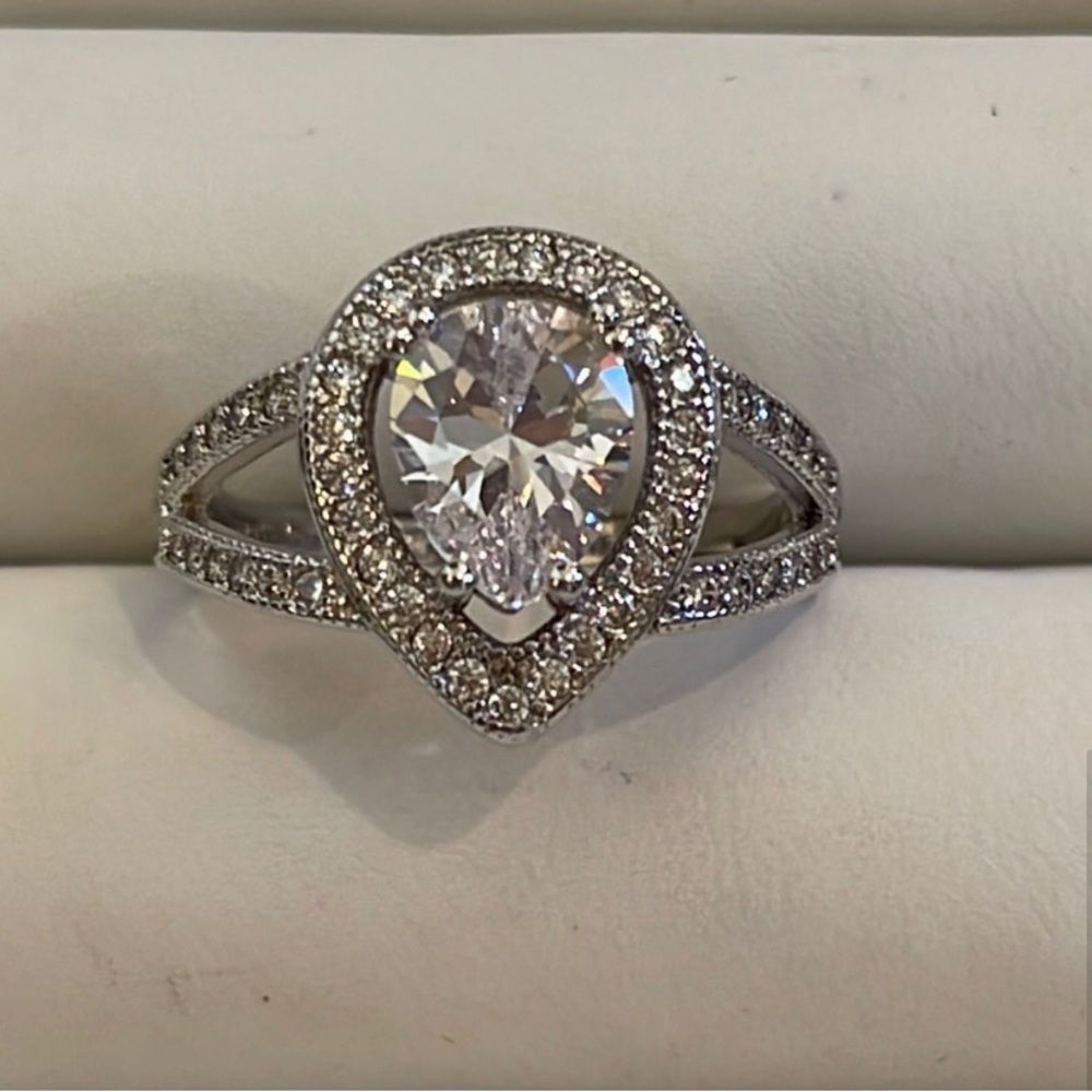 Brand new, 925 stamped sterling